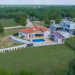 Helena * Воднян