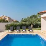 Вилла Helena